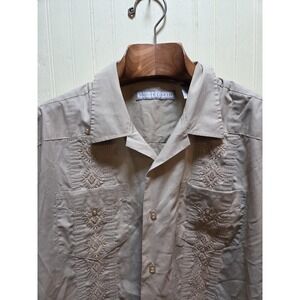 Monte Carlo Shirt Mens XL Tan Embroidered Guayabera Cuban Button Up Short Sleeve